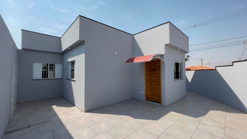 Imagem 3 de 18 de Casa Com 3 Dormitórios À Venda, 105 M² Por R$ 320.000,00 - Residencial Ouro Verde - Botucatu/sp - Ca1224