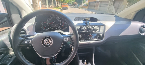 Volkswagen Up! 2019 1.0 High Up! 5 P