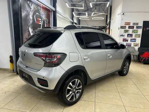Renault Stepway 1.6 Dynamique / Intens Automática