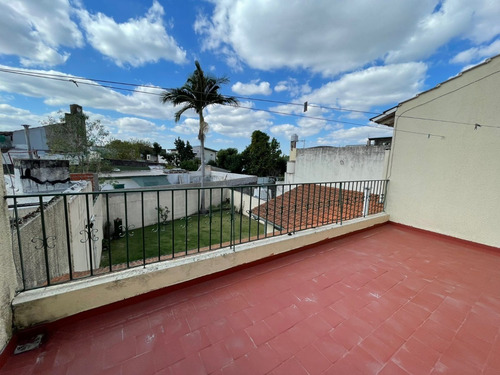 Imagen 20 de 26 de Chalet Moron Sur