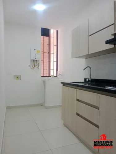 Apartaestudio En Arriendo En Medellín - Laureles
