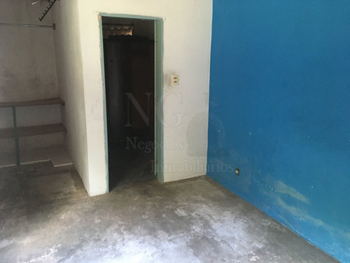 Gan Propiedad En Soca Sobre Calle Principal