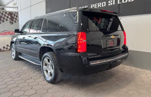 Chevrolet Suburban 5.4 Premier Piel 4x4 At