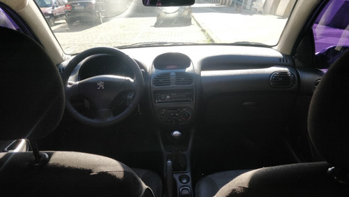 Peugeot 206 Presence 1.4 8v 3p 2004/2004