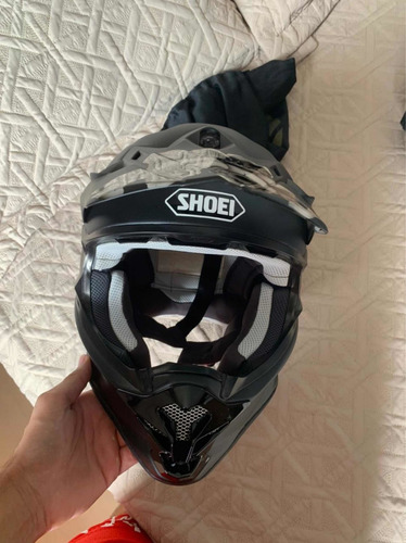 Capacete Shoei