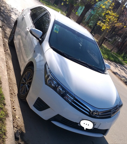 Imagen 2 de 9 de Toyota Corolla 2016 1.8 Xli Mt 140cv