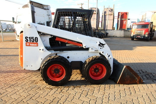 Imagem 6 de 17 de Mini Carregadeira Bobcat S150