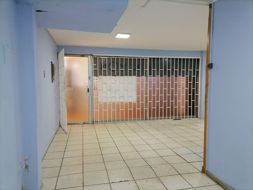 Local Comercial 61 Mt2 Plaza Ñunoa