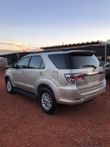 Toyota Sw4 3.0 Srv Cuero I 171cv 4x4 5at 2013