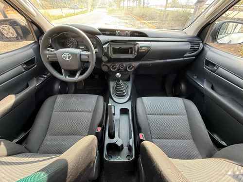 Toyota Hilux 2.7 Cabina Doble Mt