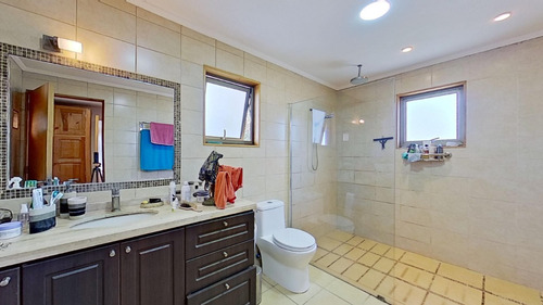 Fabulosa Casa En Condominio Aguas Claras