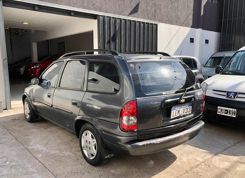 Chevrolet Corsa 1.6 Classic Super Pkele