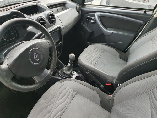Imagen 9 de 14 de Renault Duster 2014 2.0 Expression Mt