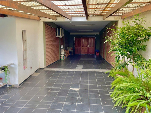 Se Vende Casa Con Pileta + Departamento