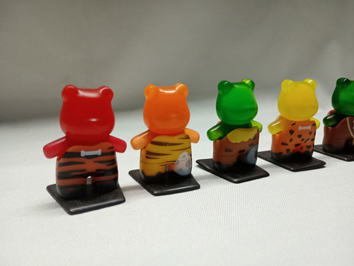 Muñeco De Plástico Panditasn Klap Cavernícola 7pzascolección (Usado)