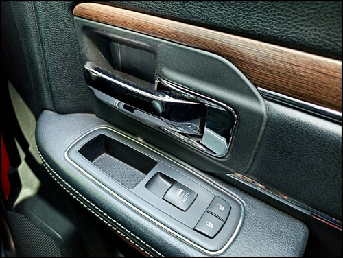 Imagen 15 de 25 de Ram 1500 Laramie Hemi 5.7 V8