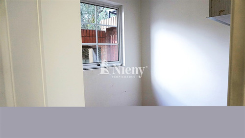 Oportunidad, Casa En Sector Las Pataguas En La Dehesa