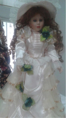 Imagen 2 de 9 de Muñeca De Porcelana 45cm