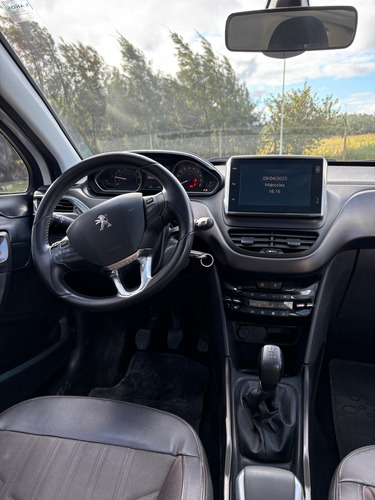 Peugeot 2008 1.6 Feline