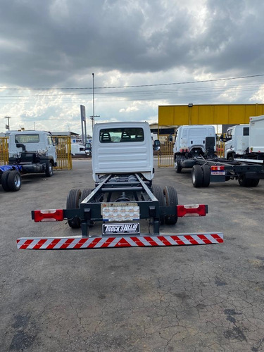 Imagem 4 de 14 de Iveco 70c17 Chassi Muito Nova 13/14