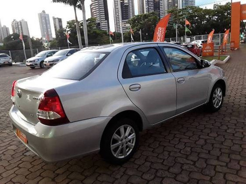 Imagem 8 de 10 de Toyota Etios 1.5 X Plus Sedan 16v Flex 4p Automático