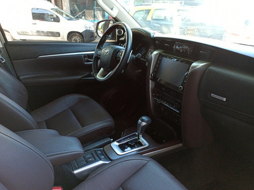 Toyota Sw4 2.8 Srx 177cv 4x4 7as At 2019