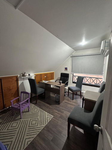 Se Arrienda Amplia Casa En Exclusivo Condominio Sin G/c