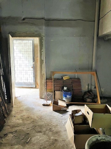 Depósito En Terreno Propio En Venta - Barracas
