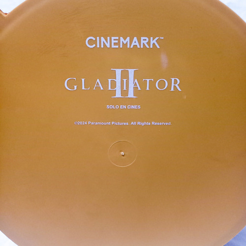 Pochoclera Coliseo Romano Cinemark Hoyt + Casco Gladiador 2