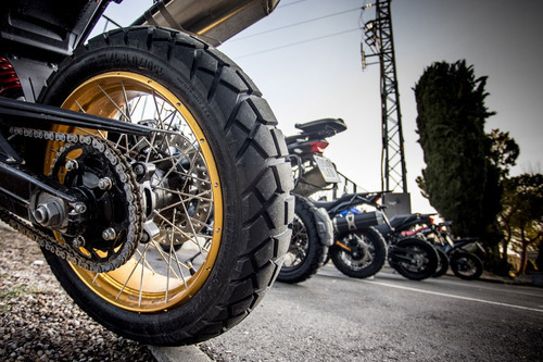 Cubierta Trasera Continental 150/70 R17 69s Tkc70 Rocks Md