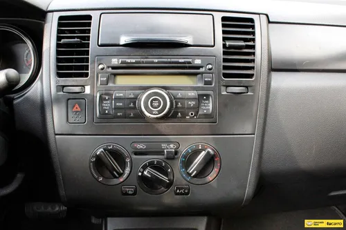 Nissan Tiida 1.8 Miio 4p At