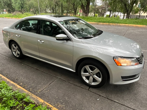 Volkswagen Passat 2.5 Highline L5 P Nave At