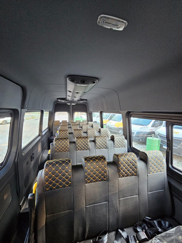 Sprinter Van 417 Extra Longa 28 Lugares Doc Onibus