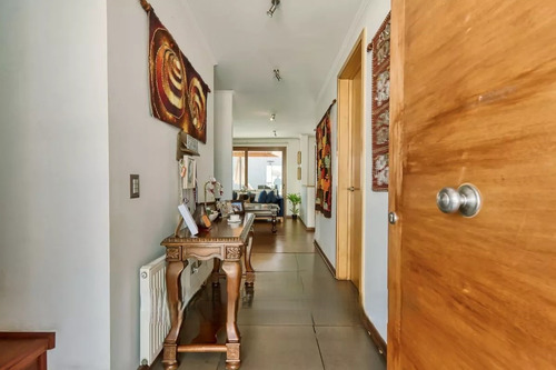 Casa En Venta De 4 Dorm. En Codominio