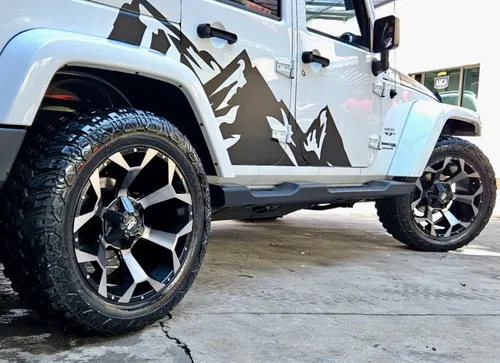Jeep Wrangler 3.7 Unlimited Sahara 3.6 4x4 At