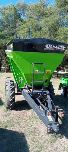 Imagen 6 de 6 de Fertilizadora 3000xs