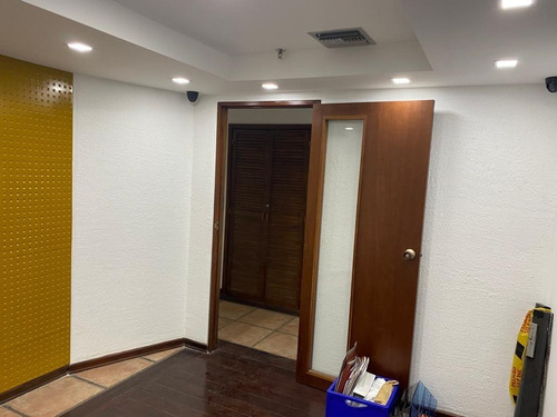 Imagen 13 de 13 de Hermosa Oficina En Alquiler Ideal Para Esteticas O Consultorios Medicos/con Hermosa Vista Las Mercedes