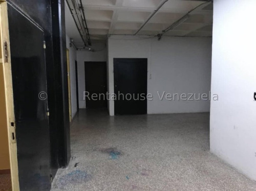 Edificio En Venta Urb. Boleíta Norte Calle Urb Industrial Albores Leoncio, Caracas