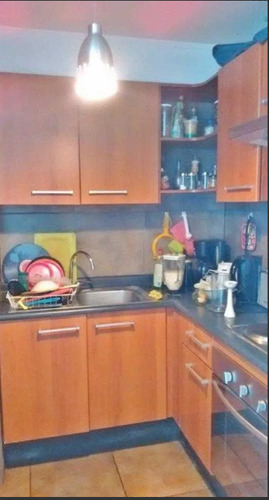 Departamento En Arriendo De 2 Dorm. En Av. Santa María