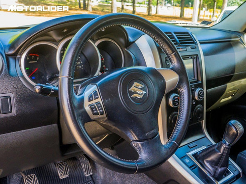 Imagen 19 de 25 de Suzuki Grand Vitara Limited 2.4 4x2 | Permuta / Financia