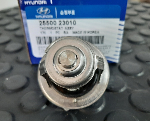 Imagen 3 de 4 de Termostato Hyundai Tucson Elantra Getz Sportage Cerato