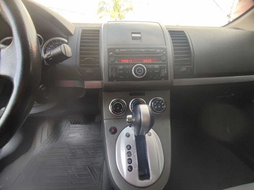 Imagem 15 de 15 de Nissan Sentra 2013 2.0 S Flex Aut. 4p