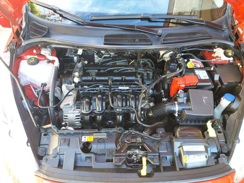 Ford Fiesta Kinetic 2018 Se Muy Bueno