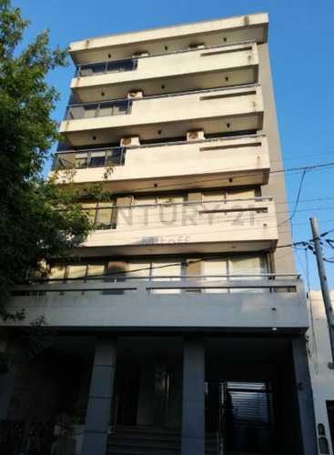 Imagen 13 de 13 de 65 E/ 9 Y 10. Departamento En Venta De 2 Dormitorios Con Cochera En La Plata