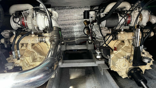 Custon 38-2011-2 Iveco 230hp L/eje- 500 Horas-impecable