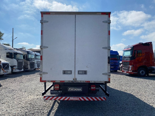 Imagem 3 de 14 de Volkswagen Vw 11 180 4x2 Ano 2021 Baú