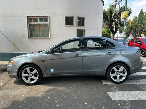 Mitsubishi Lancer 2.0 Es M Man At