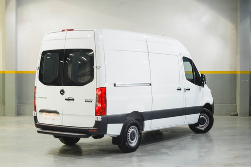 Imagen 3 de 20 de Mercedes-benz Sprinter Furgón 316 4x2 0km