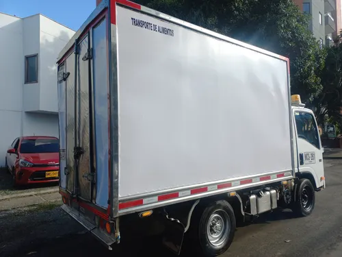 Furgón Aislado Con Refrigeración