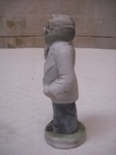 Doctor De Porcelana Con Sello 11 Cm De Alto